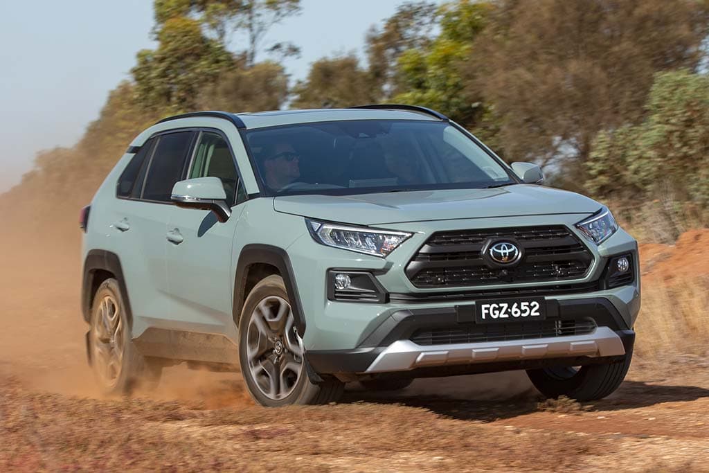 Toyota RAV4 Edge on sand