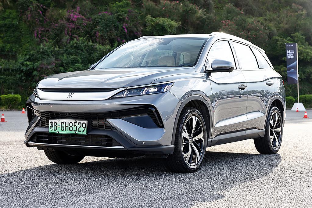 BYD Sealion 5